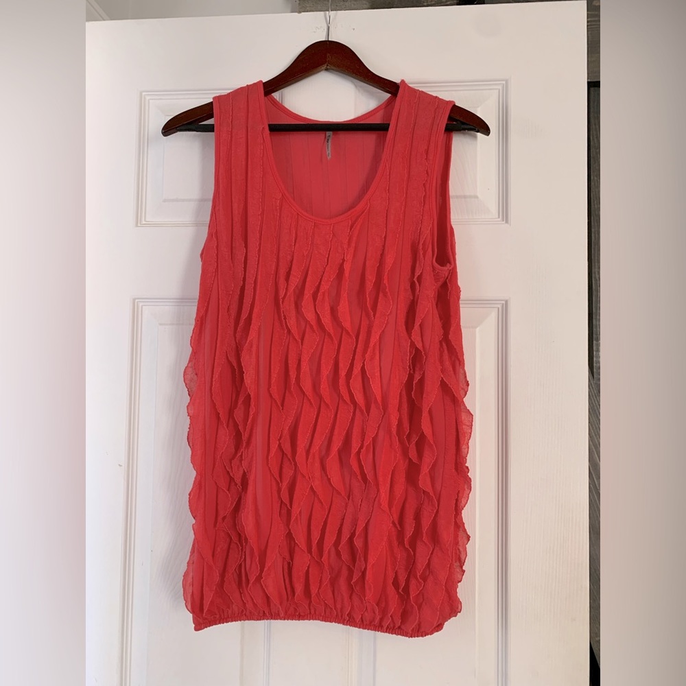 BRIGHT CORAL SZ M Vertical Ruffled Tank